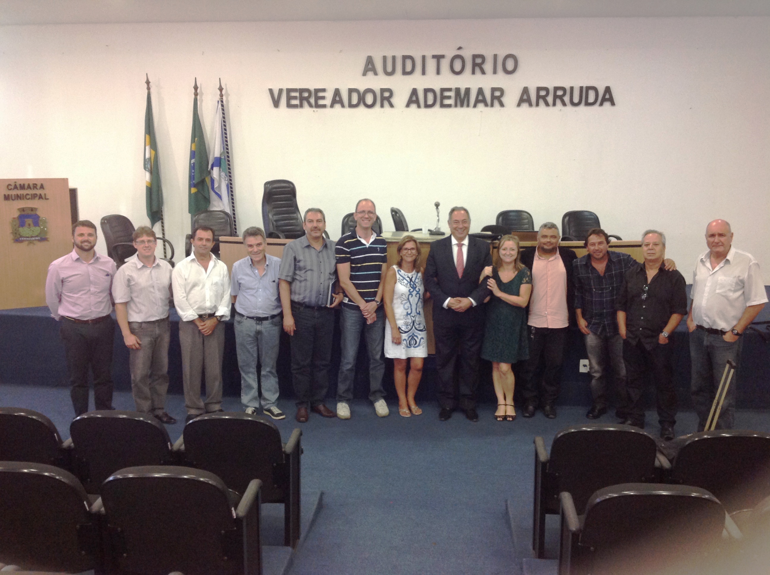 Diretoria da Fenalegis em encontro na Câmara de Fortaleza